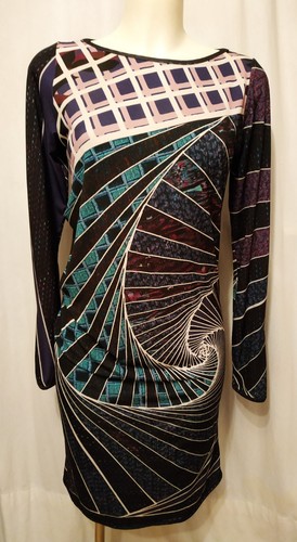 Robe save the queen - save,