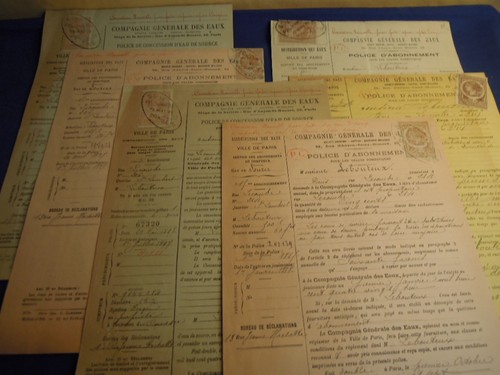 Vieux papiers factures banque - factures,