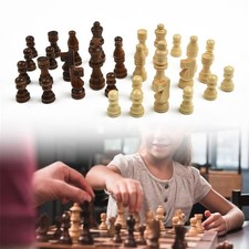 32pcs Bois Sculpté Échecs