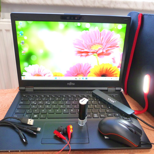 Fujitsu e5410 pouces fullhd - 14,