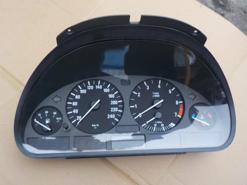 Compteur bmw e39 type 525i - compteur,
