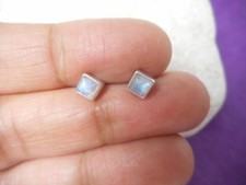 Boucles d'oreilles carrées