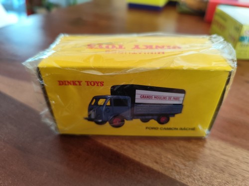 Dinky toys ford - toys, baché