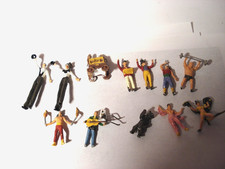 Preiser HO 10 personnages de cirque ref ??