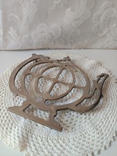 Élégant Dessous de Plat