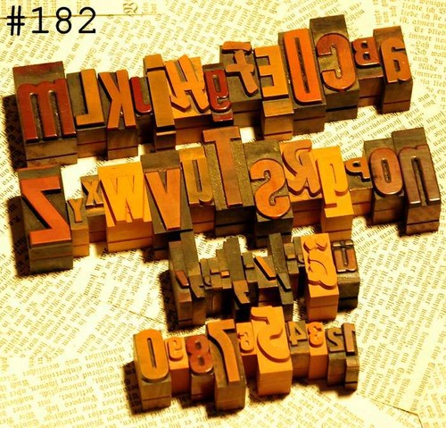 Alphabet mixte caracteres - a-z,