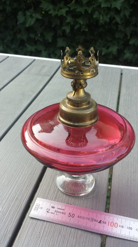 Ancienne curieuse lampe - , à
