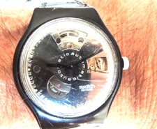 MONTRE SWATCH  AUTOMATIQUE  /  SQUELETTE  BRACELET CUIR  ETAT MOYEN