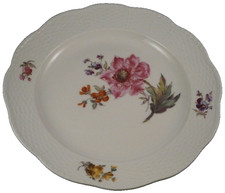 Assiette Florale En Porcelaine