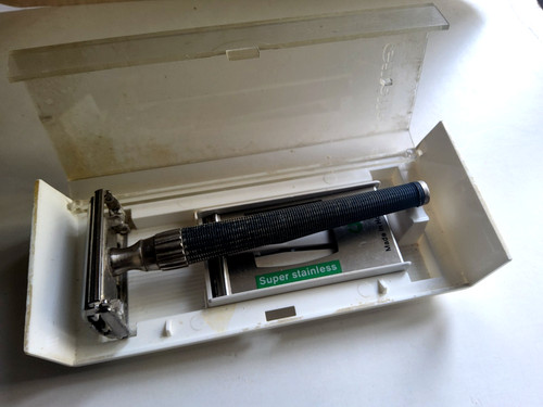 Rasoir sécurité gillette - rasoir,