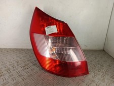 Feu arriere principal gauche