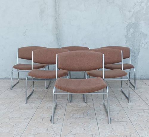 Suite chaises basses - 6,