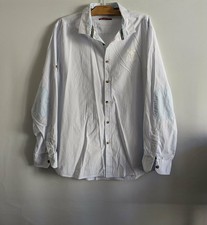 Chemise bleu clair à rayures