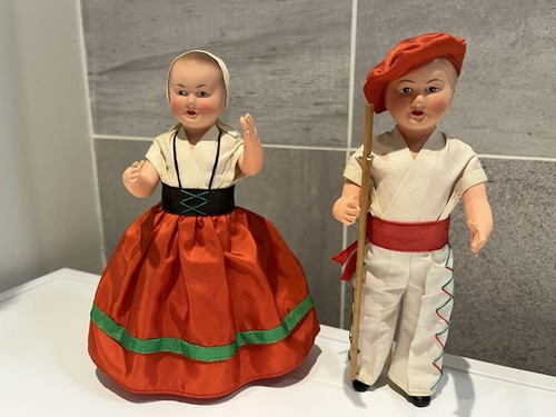 Couple poupées - de,