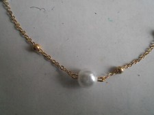 joli collier jam porté avec