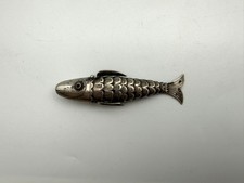 Poisson articulé en argent