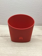 Petit cornet de frites / Little cone of fries Mcdonald's - Mcdo - Macdo