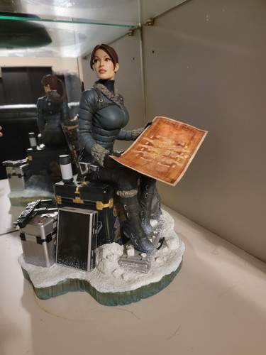 Sideshow tomb raider - sideshow,