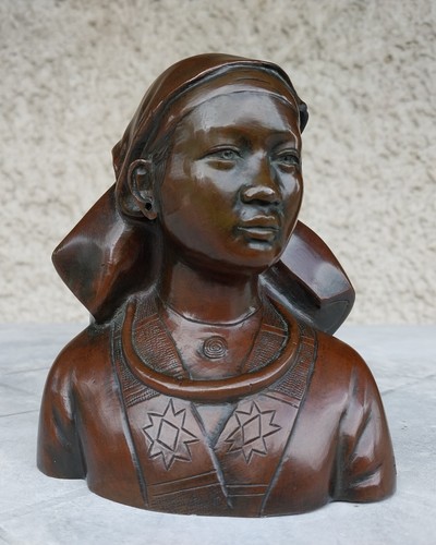 Buste bronze 1940 - bronze, hmong