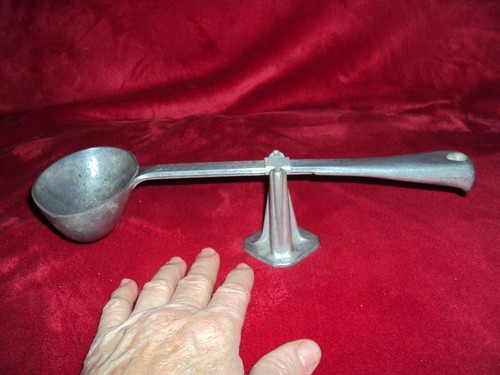 Ancienne petite balance - ancienne,
