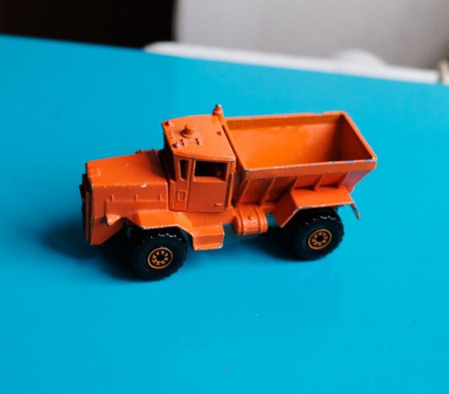 Vintage hot wheels - hot, oshkosh