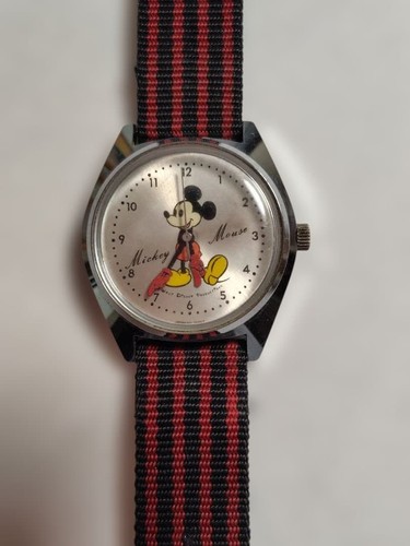 Montre manuelle seiko disney - montre,