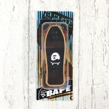 BAPE Finger Skateboard objet