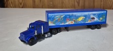 Camion jouet bleu - , ocean