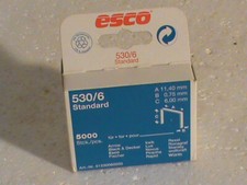boite de 5000 agraffes:marque esco:REF530/6  DIM11.4X0.75X6.00