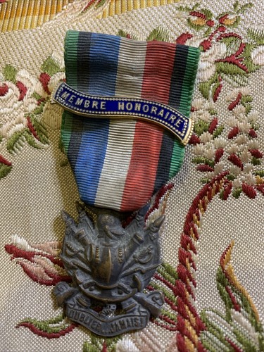 Ancienne médaille militaire - ancienne,