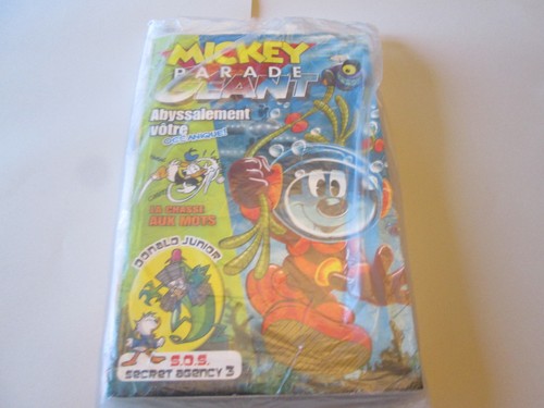 Mickey parade geant 330 - parade,
