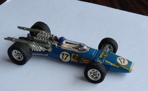 Miniature ancienne dinky - 1/43,