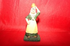 SOUCHON FIGURINE SANTON EN RESINE PORTEUSE D'EAU 5.5 cm