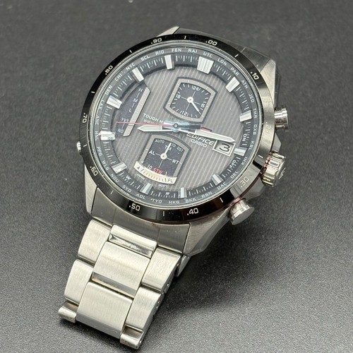 Montre chronographe solaire