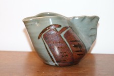 Superbe petit pot à lait en