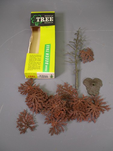 Lq467 britains tree models - lq467,