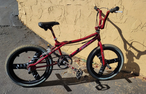 Vintage dark red gt - dark,