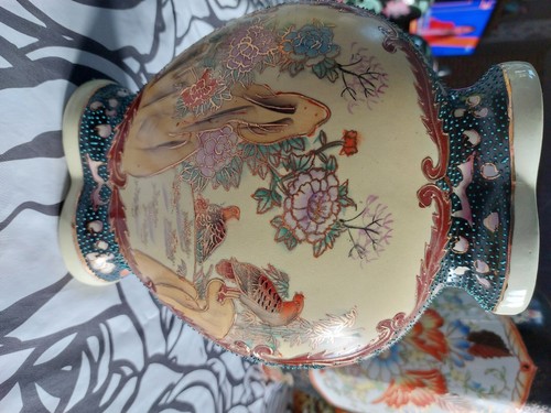 Vase décor chinois polychrome