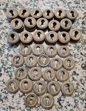 1 ENTRÉE DE SERRURE RONDE