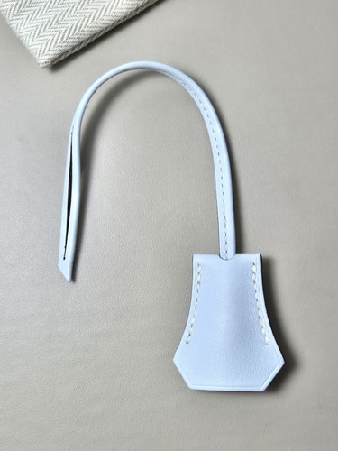 Clochette hermès bleue - hermès,