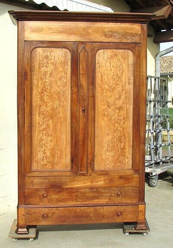 Belle grande armoire - belle,