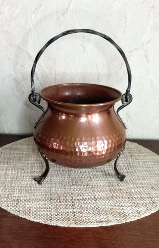 Ancien chaudron cuivre - en,