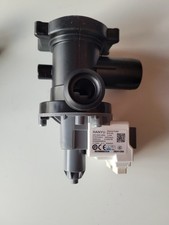 MACHINE A LAVER CANDY BR410B8-S POMPE VIDANGE B15-6A 0024000406CA