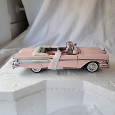 Voiture Ford Edsel rose 1/43