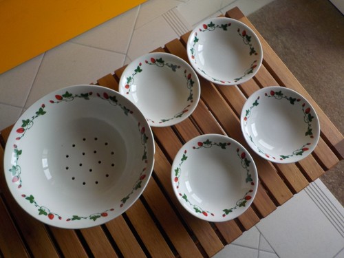 Service fraises porcelaine - à,