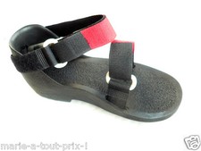CHAUSSURE DE MARCHE POUR