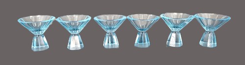 Lot verres bleus à - bleus,