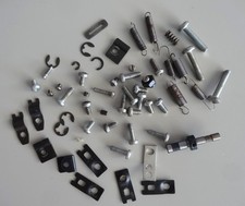 Divers vis ressorts d'origine pour Machine à coudre Husqvarna 3610