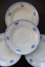 4 assiettes creuses vintage Céranord Saint Amand — Faïence blanche décor fleuri