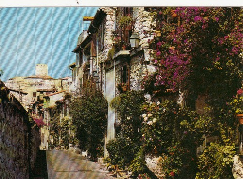 Antibes rue haut - antibes,